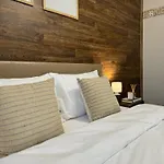 Centre For 4 Guests & Parking Apartment