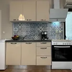 Centre For 4 Guests & Parking Apartment Plovdiv