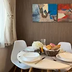 Apartment Centre For 4 Guests & Parking *