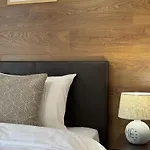 Apartment Centre For 4 Guests & Parking Plovdiv