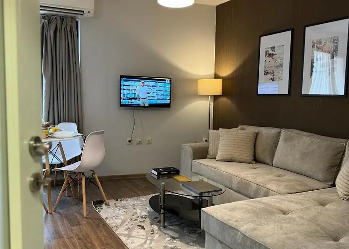 Centre For 4 Guests & Parking 普罗夫迪夫