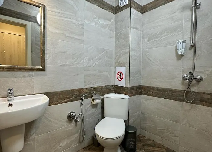 Centre For 4 Guests & Parking 公寓