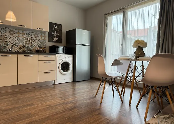 Centre For 4 Guests & Parking 公寓 *