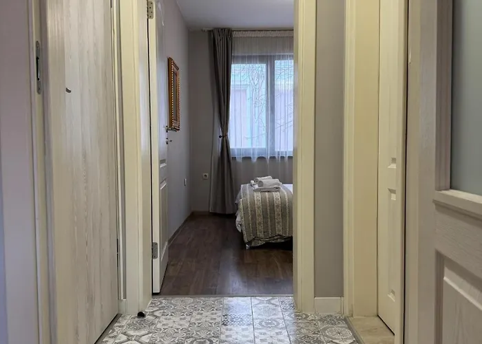 Centre For 4 Guests & Parking * 普罗夫迪夫